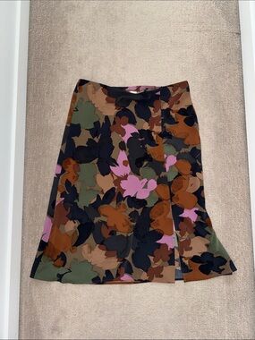 Midi skirt with slit